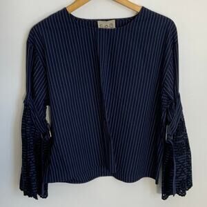 Sea‎ New York Navy Pinstriped Bell Sleeve Blouse size 4